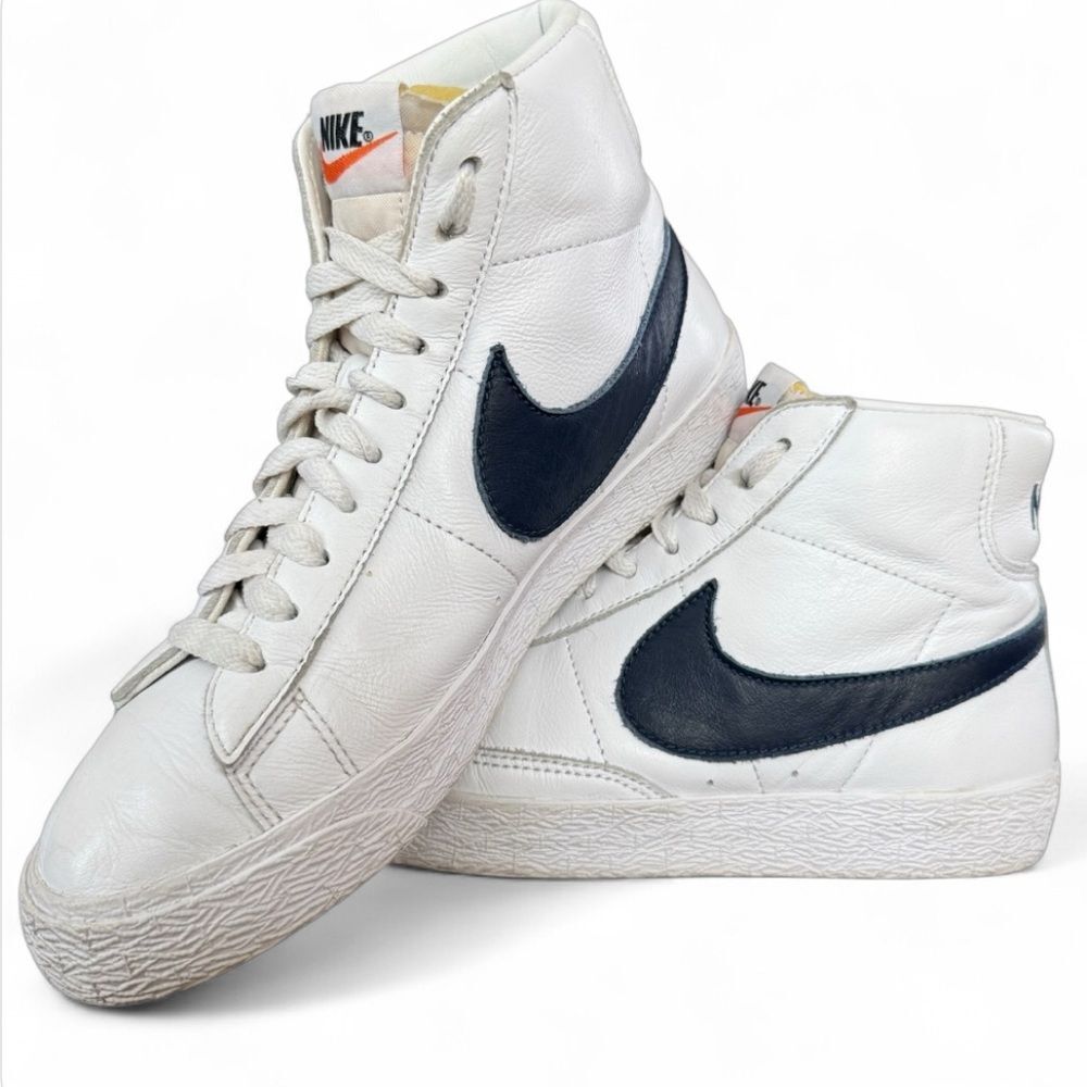 Nike Zoom Blazer Mid ISO SB Orange Label White/Navy Leather w/ Exposed Tongue